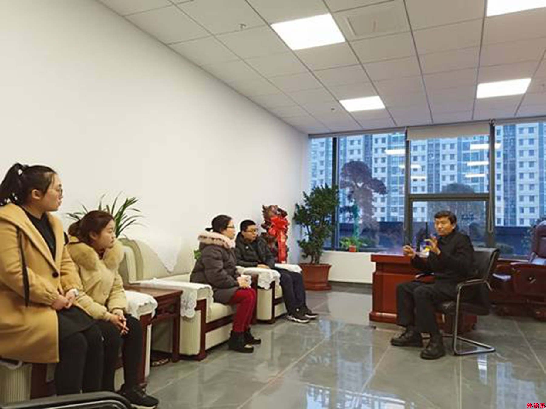 必威西汉姆联与“携程”华中服务中心签订就业实习协议